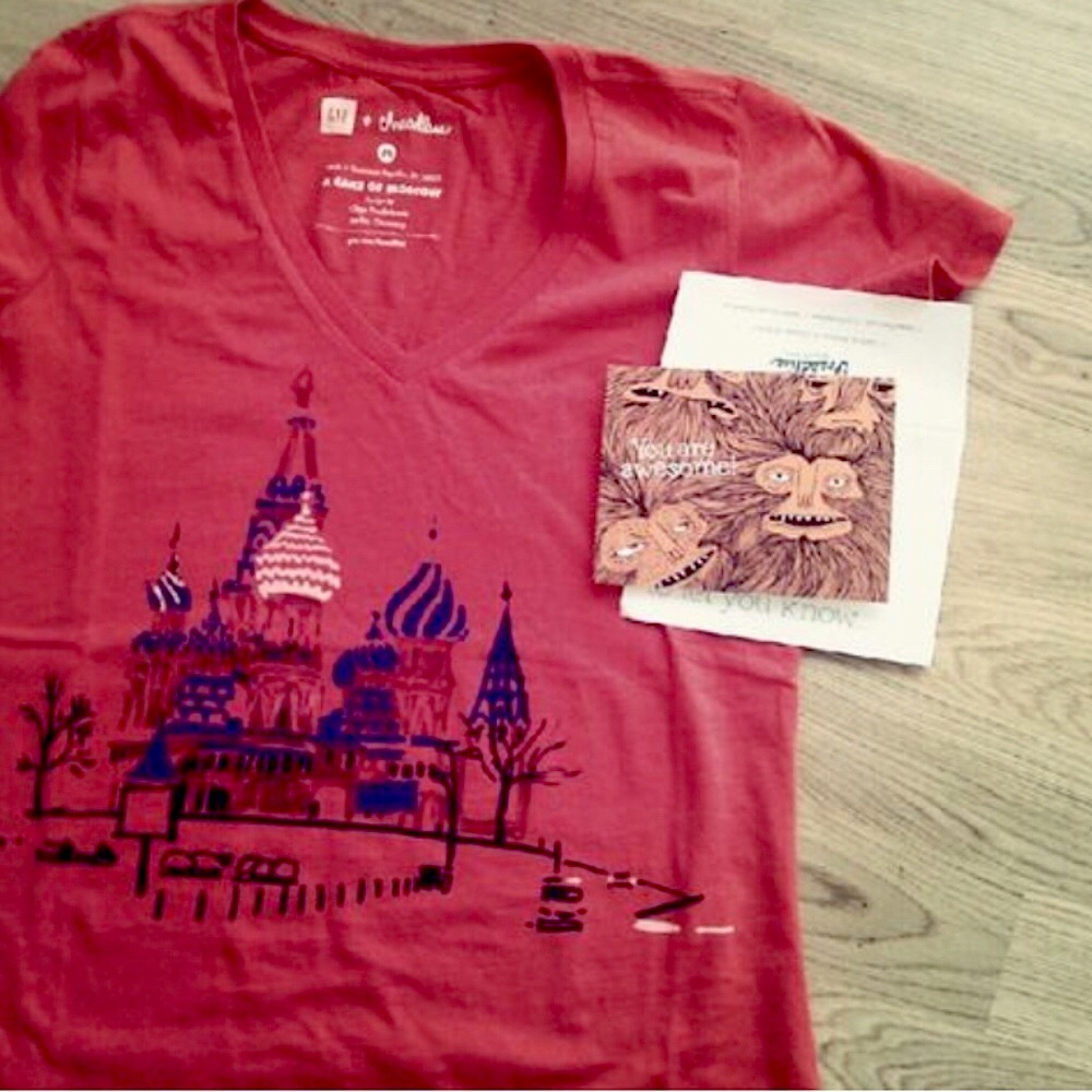 Gap + Theadless A Cake of Moscow Russia T Shirt XS
